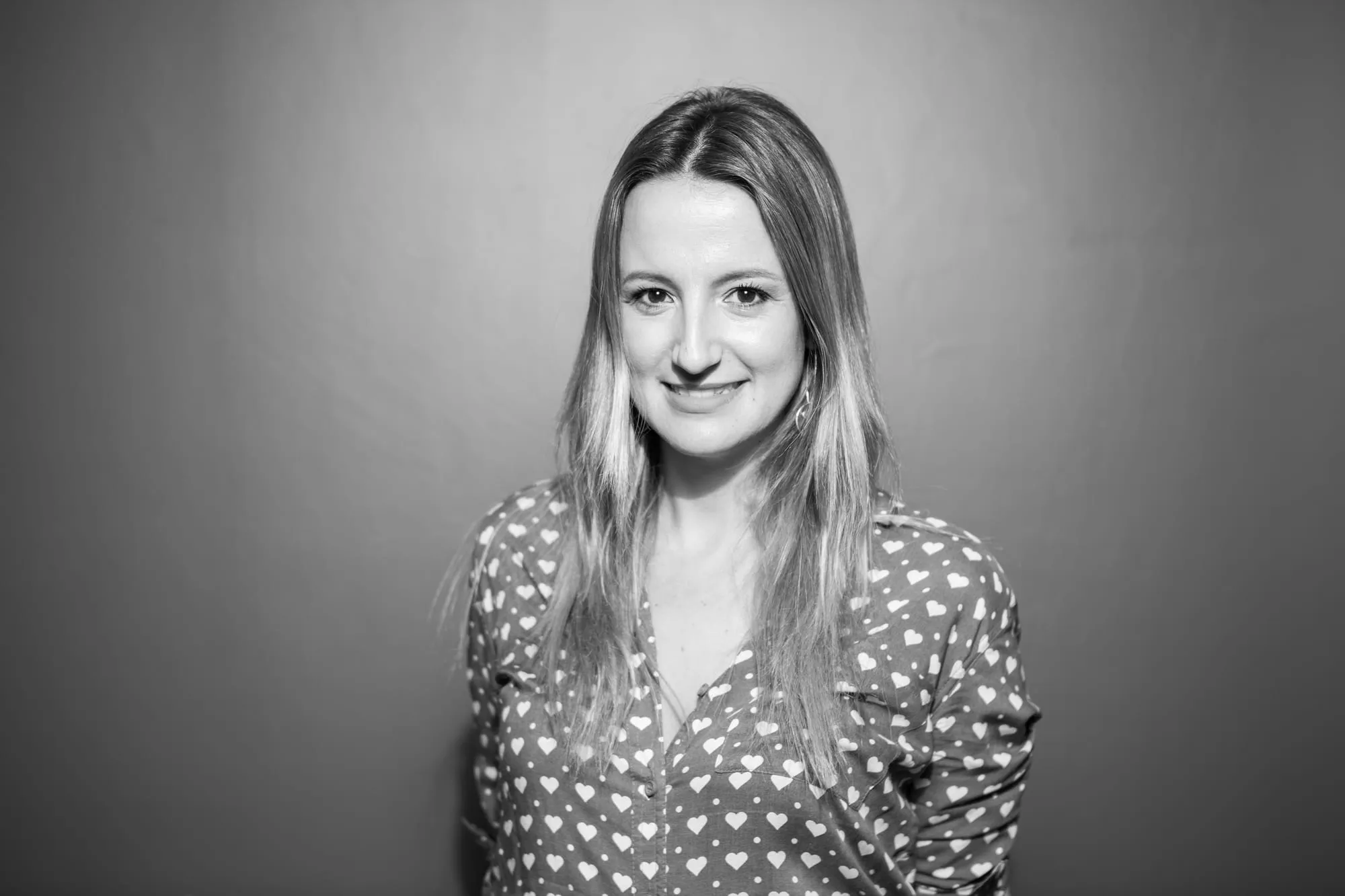Retrato en blanco y negro de Varinia Signorelli
